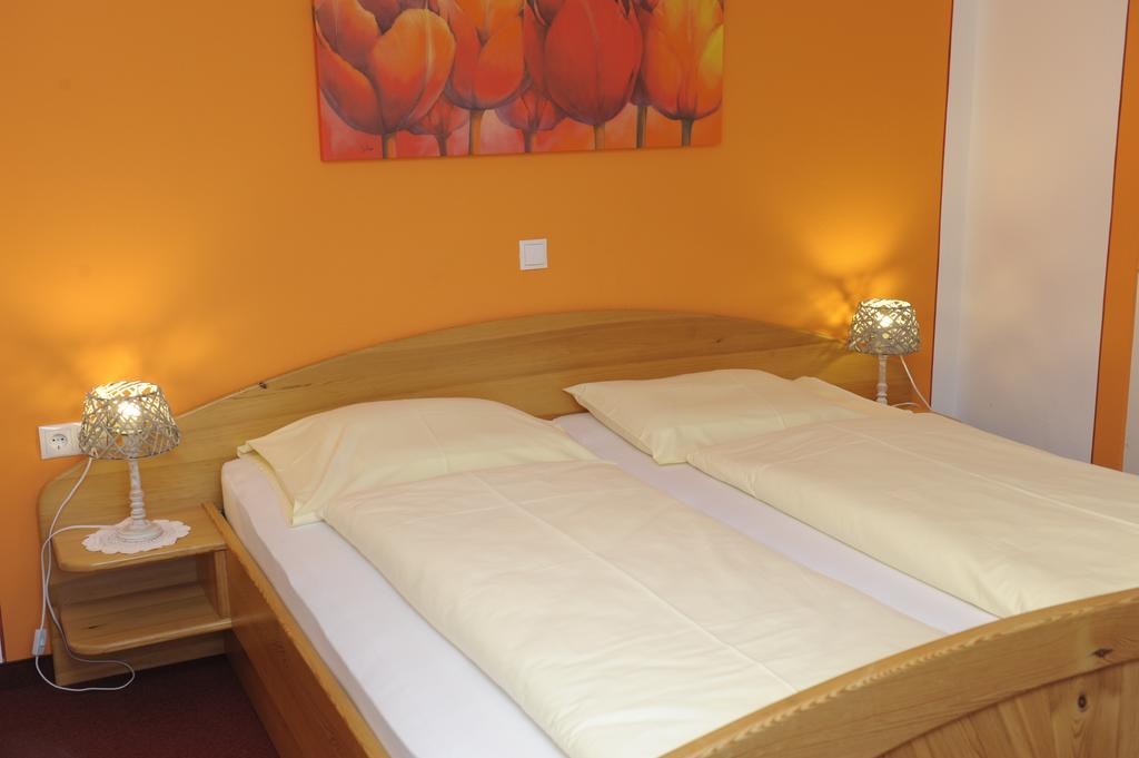 Ferienhaus Aloisia 상트미카엘임룽가우 객실 사진